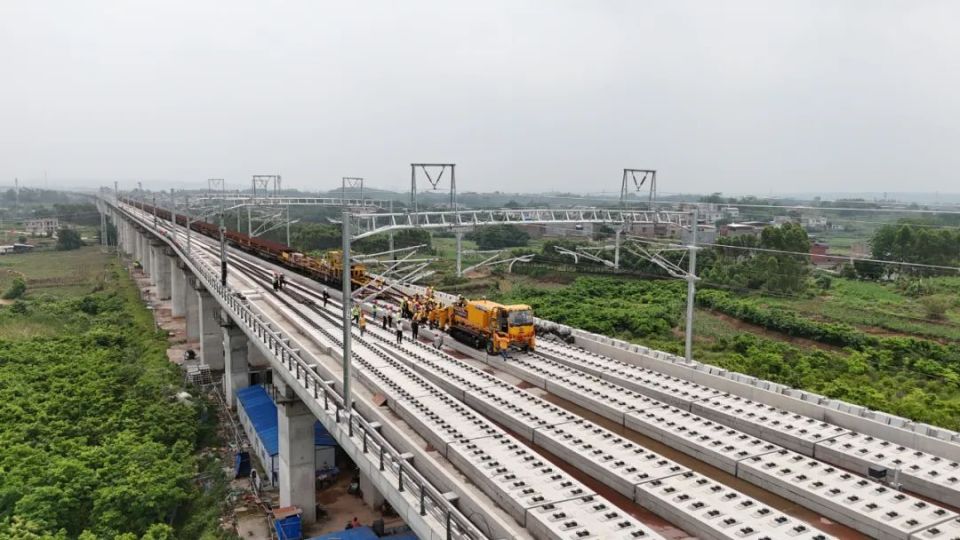 玉林高铁加速了,力争6月达静态验收条件!