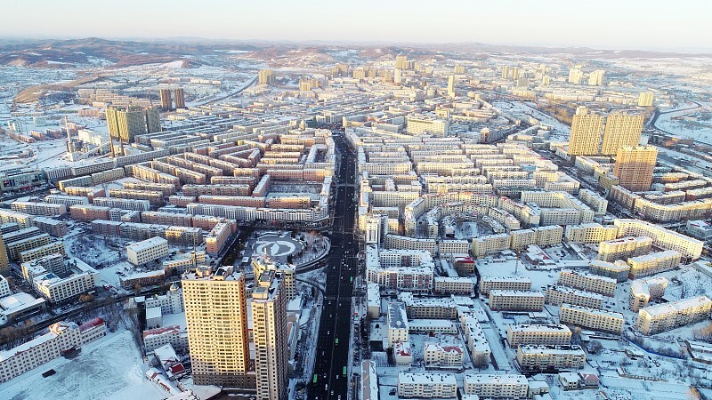 看见不一样的鹤岗:避暑游激活文旅市场,新产业为黑土地装上新引擎