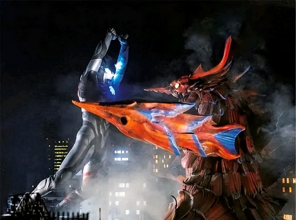 布莱泽奥特曼1话追加剧照 战斗方式大开大合 机龙疑似生物兵器