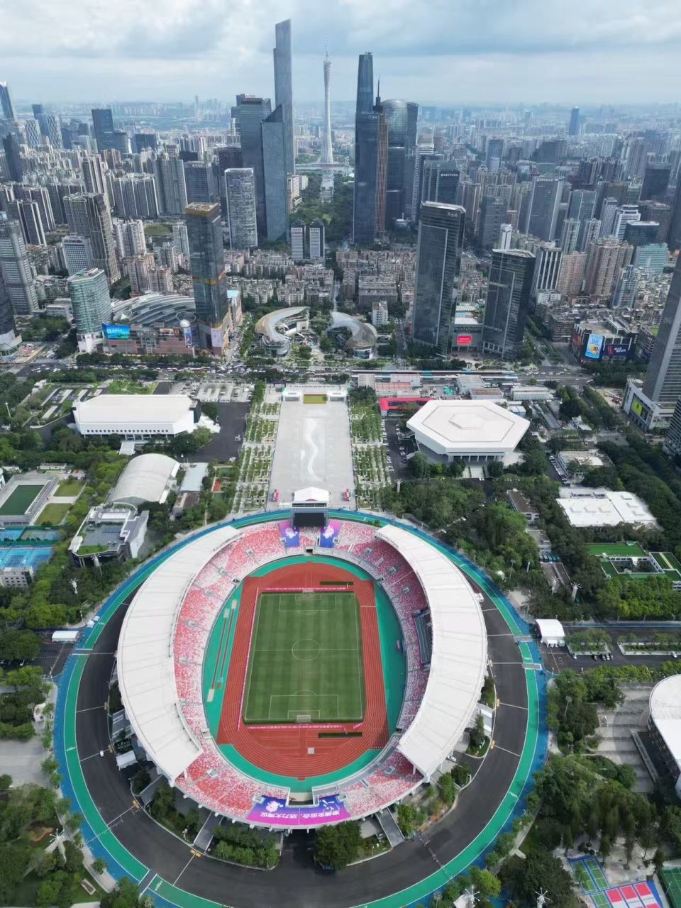 广州三大体育场馆焕新迎接十五运会