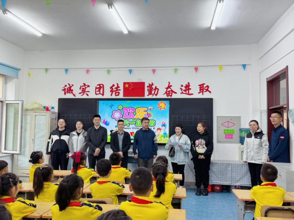 【文明实践我行动】延寿县丨延寿镇团结东社区与县妇联举行庆六一"