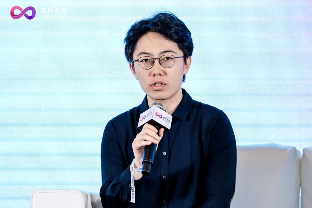 到2027年，可衡量效果的营销素材，80%以上会是AI生成的 · 原文图片 2