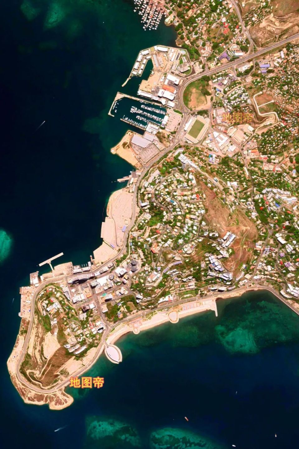 太平洋第一大岛,形状像恐龙,为何分属印尼和巴新?