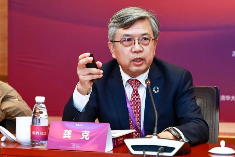 龚克丨为ai立心,为人类赋能