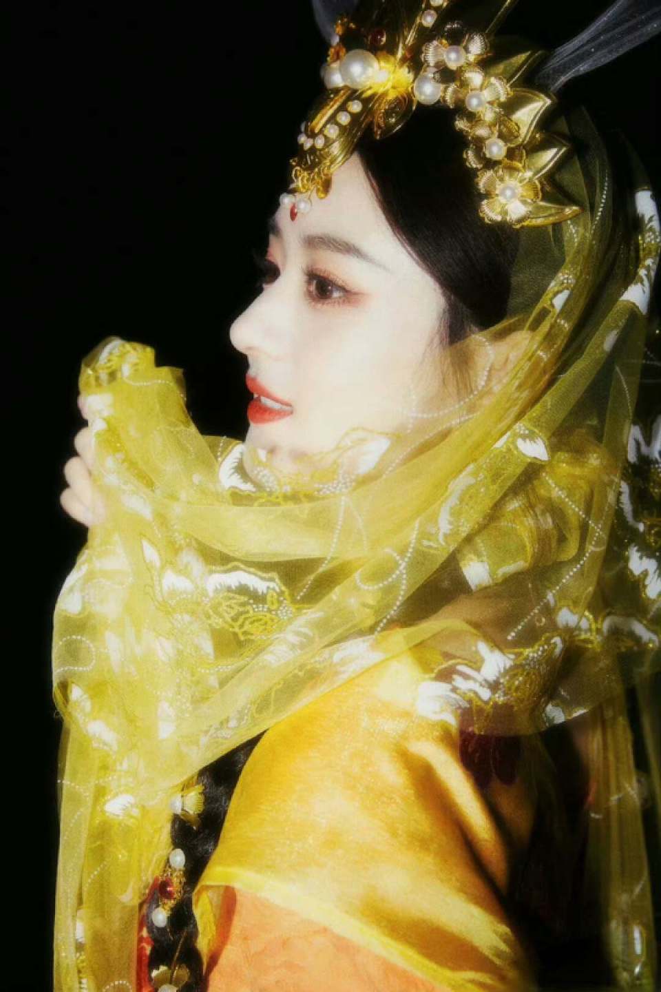 赵丽颖cos公孙离超美,可爱俏皮,颜值绝佳,和高叶气质完全不同