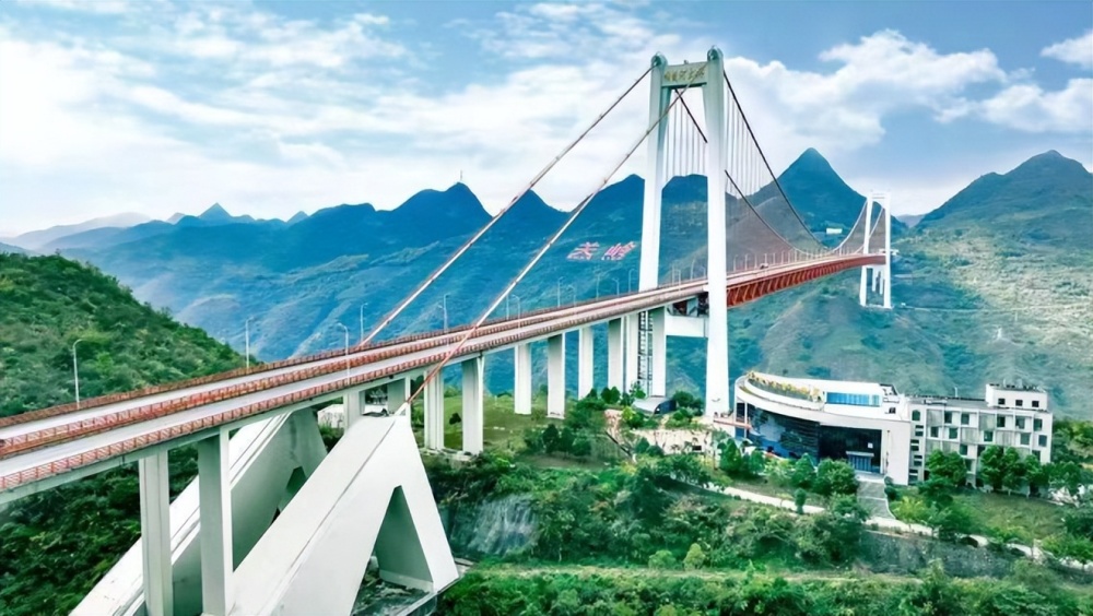桥旅融合游贵州丨坝陵河大桥开启新玩法