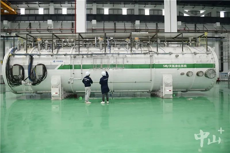 核心技术攻坚(c类)先导专项 "大型低温制冷机及提氦工程示范"的支持