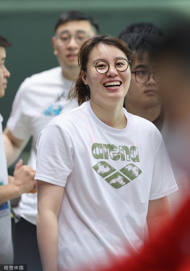 傅园慧重返赛场年轻选手看我的眼神就像看长辈