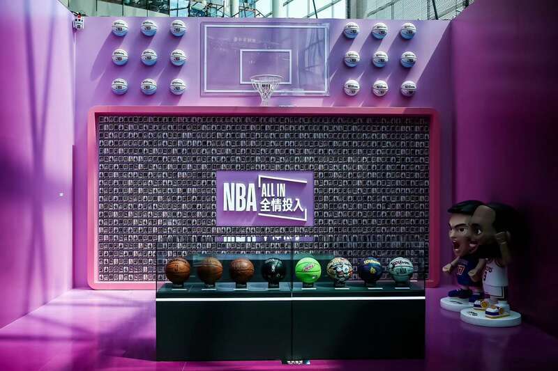 体验篮球文化，NBA《全情投入》巡回展在京开幕_腾讯新闻