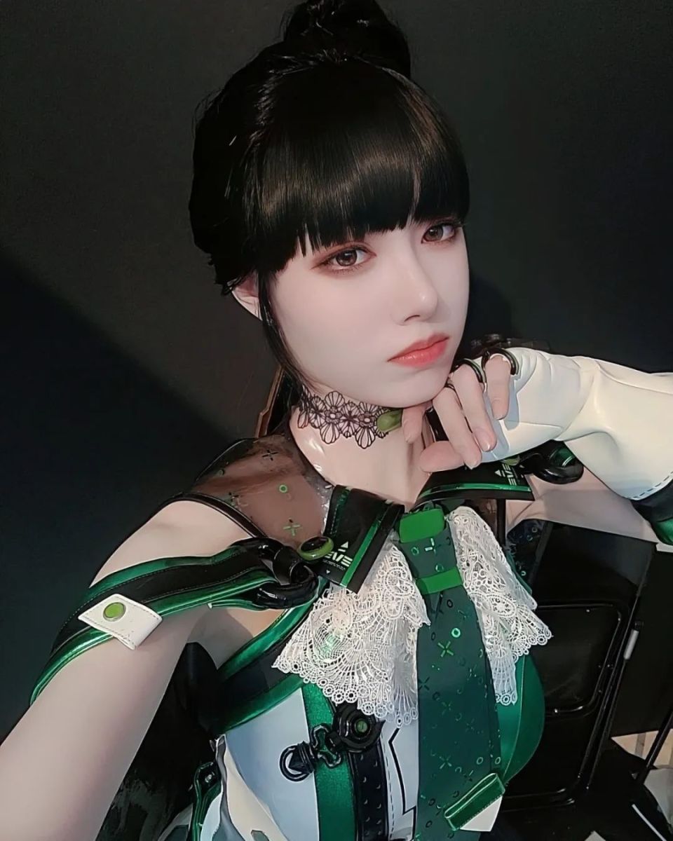 《剑星》最新超美cos!韩国小姐姐身材颜值均属顶级