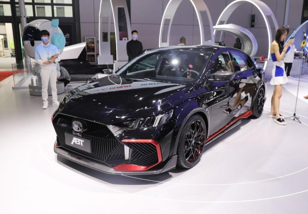 外观极致夸张运动广汽传祺影豹abt版上海车展车亮相