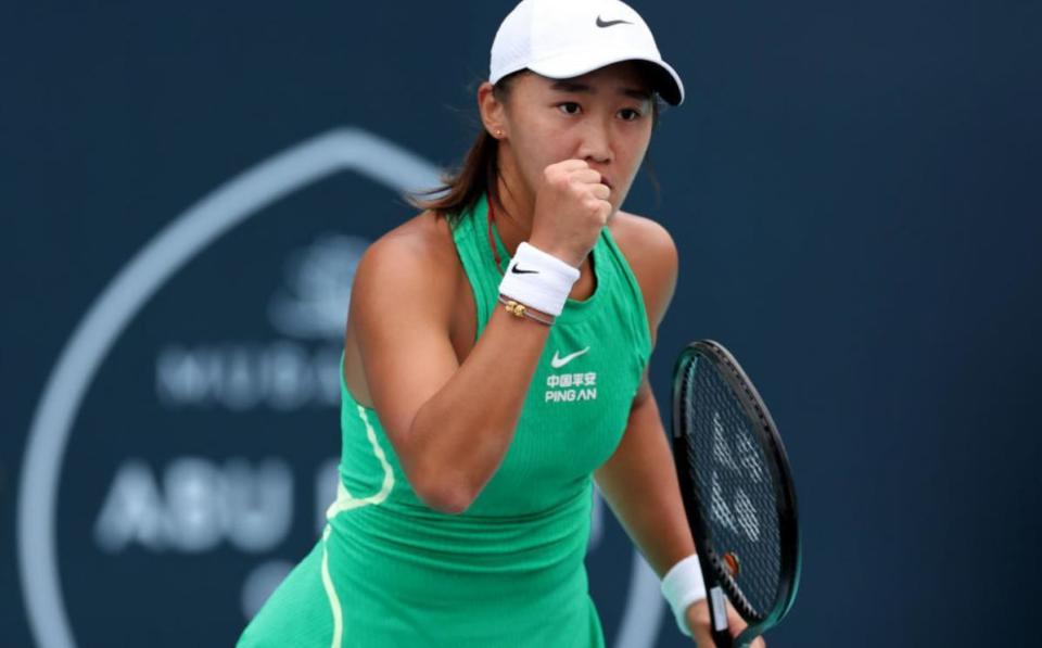 从10到12王曦雨带伤作战遭逆转止步印第安维尔斯首轮