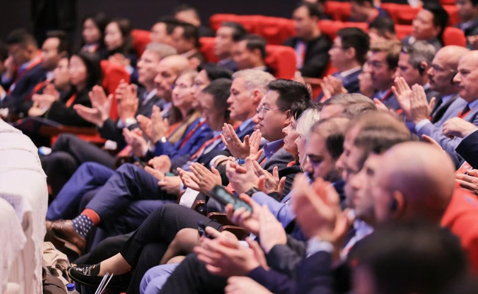 2023中德汽车大会在长春开幕_腾讯新闻