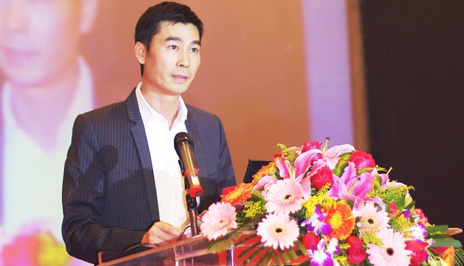 大动作300亿家居龙头或易主美的太子出手