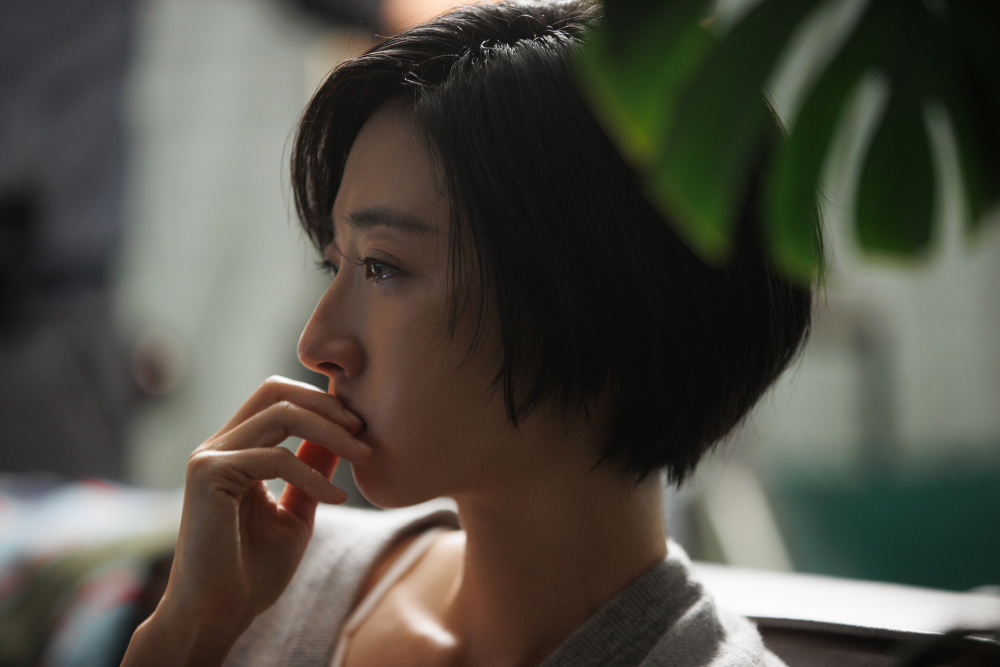 林宥嘉第六张专辑《王 love, lord》发布 桂纶镁助阵mv演出独角戏