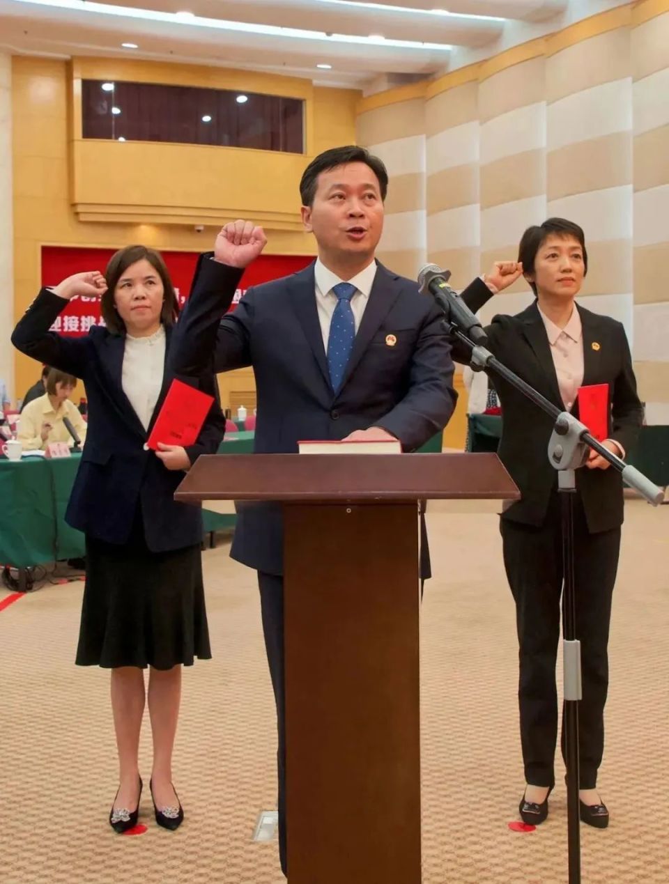 吴金城任上海市浦东新区副区长代理区长