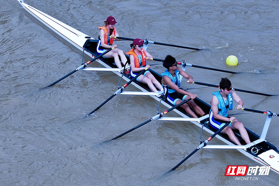 湖南师大学子在全国大学生赛艇锦标赛上创佳绩