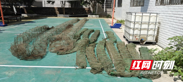 以水陆联动执法方式,整治非法捕捞行为,保护辖区渔业资源和江河流域