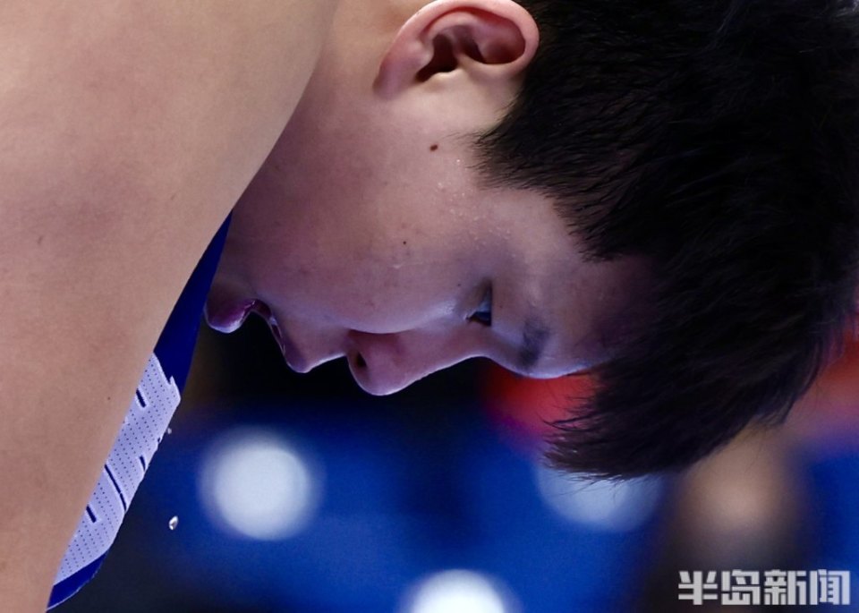 浙坑没填上青岛男篮负浙江遭连败杨瀚森对决余嘉豪有些被压制