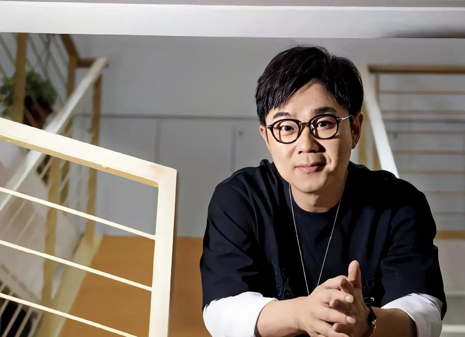 连《小红花》《摇太阳》的青年导演韩延都扶持《人生大事》的导演.