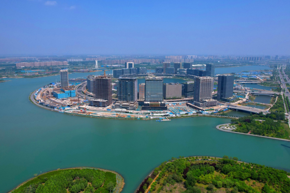 龙湖十年嬗变 城景如意绽放_腾讯新闻