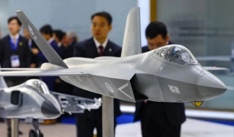 土耳其五代机出现,让巴铁下定决心买歼31了!未来与f35对峙_腾讯新闻