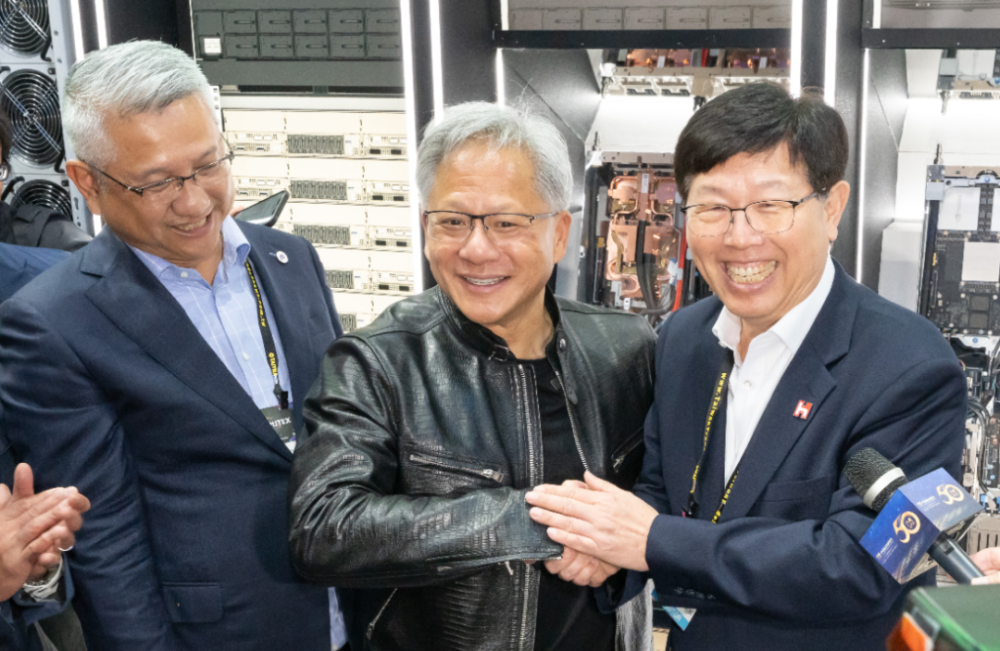 Pika完成8000万美元融资，沙特阿美投资智谱AI 4亿美元，英伟达一季度收入高达260亿美元｜每周AI世界观 · 原文图片 10