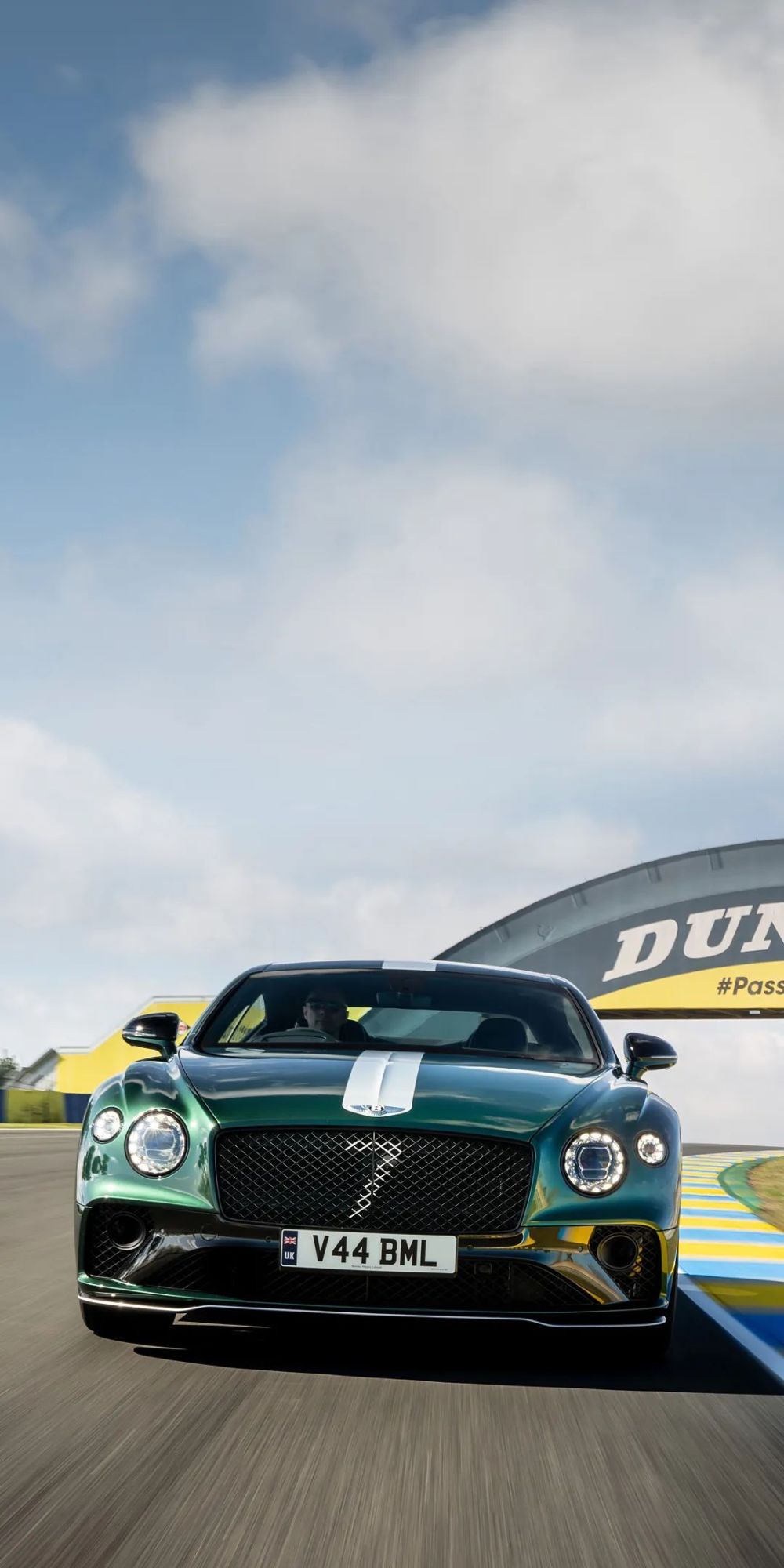 宾利欧陆gt勒芒限量版,百公里3.6秒_腾讯新闻