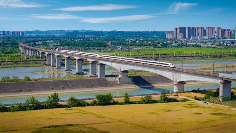 首开成宜高铁跨成雅铁路等线路动车 6月15日起成都局实行新列车运行图