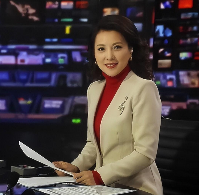 主持人梦桐:与富商结婚19年零绯闻,今47岁风韵犹存