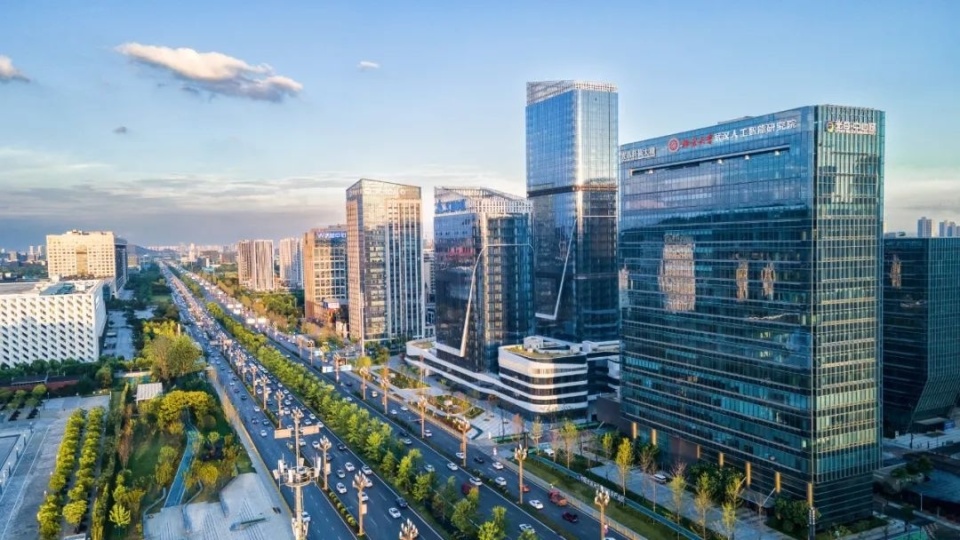 3家企业购入12.8万方办公楼,武汉新城总部效应加速显现_腾讯新闻