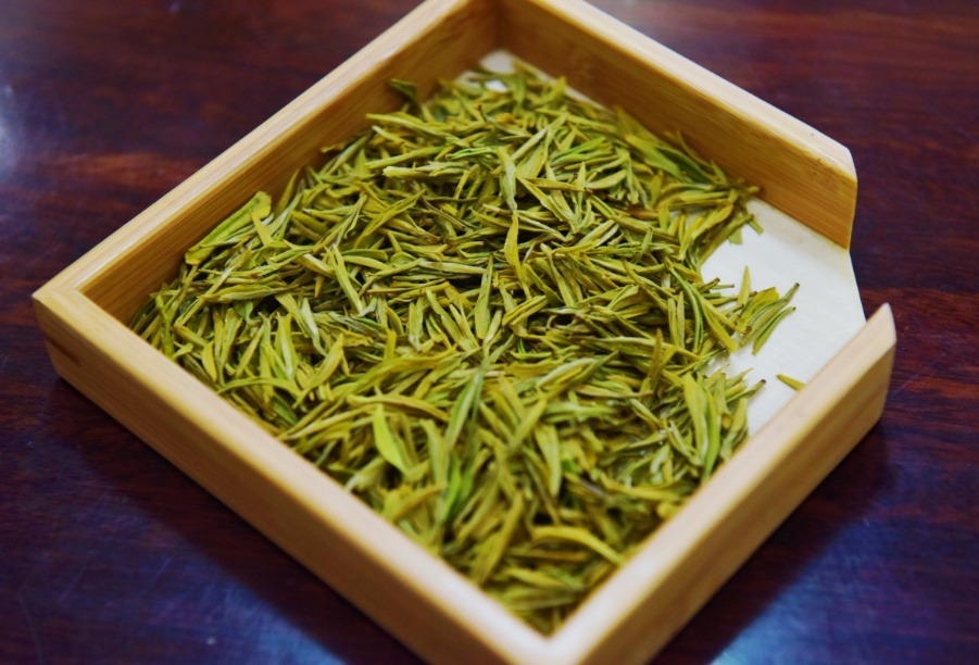 从卖茶叶到卖风光平利女娲银峰茶旅融合园区每年接待25万游客