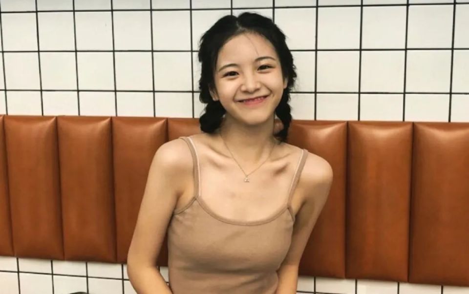 这些95后小花,上场!