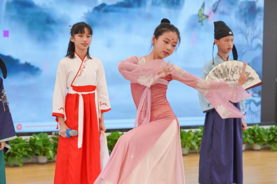 广州桂花岗小学图片