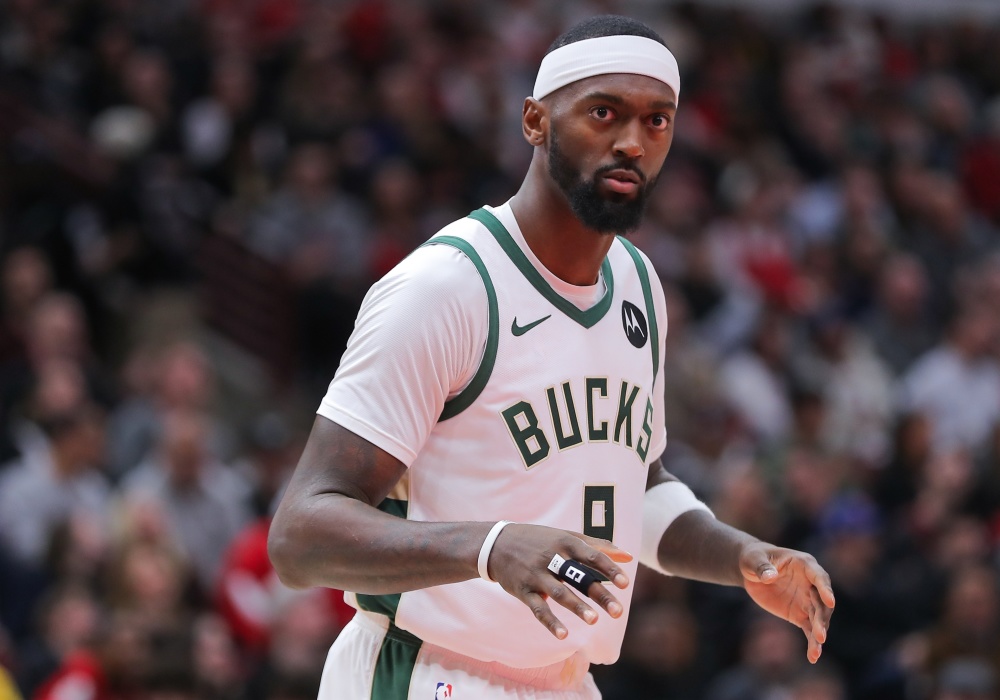 硬!波蒂斯拼到6犯毕业拿下15分11板 正负值高达 23_腾讯新闻