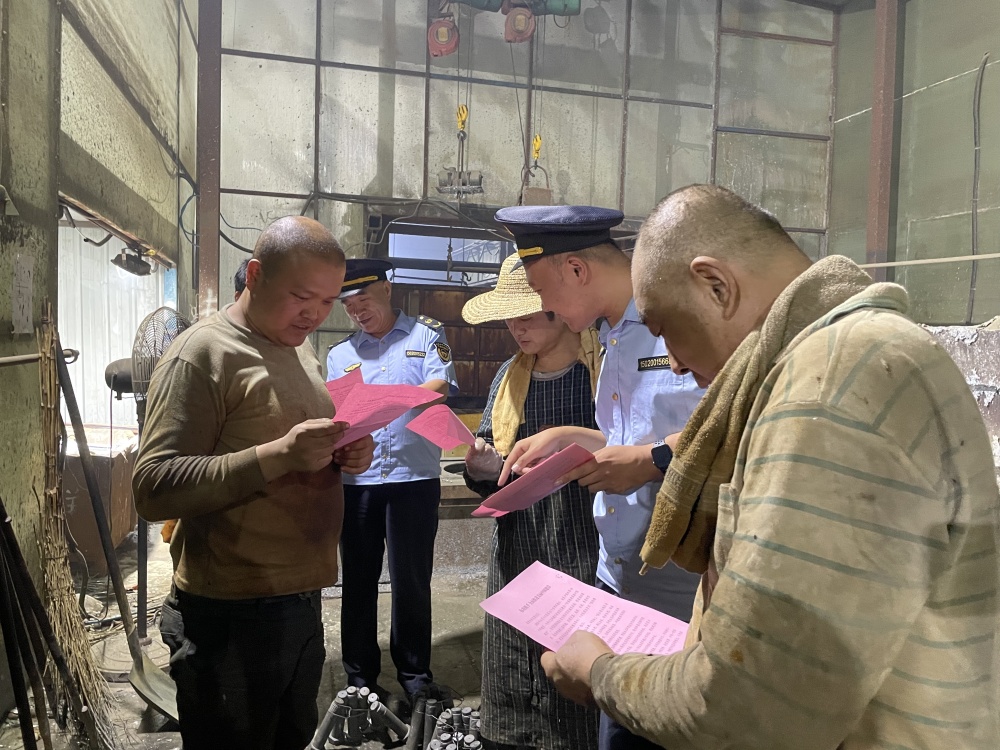 根据前期对即墨一中,即墨二中,实验高中和一职专考场周围区域主要噪声