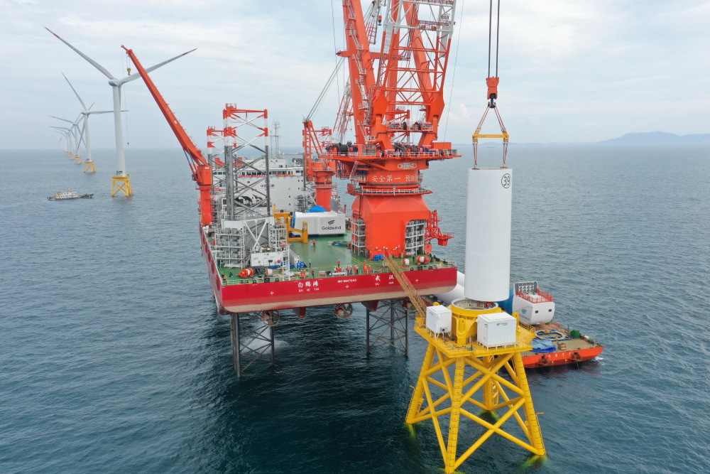16兆瓦大容量海上风电机组在平潭外海开始安装