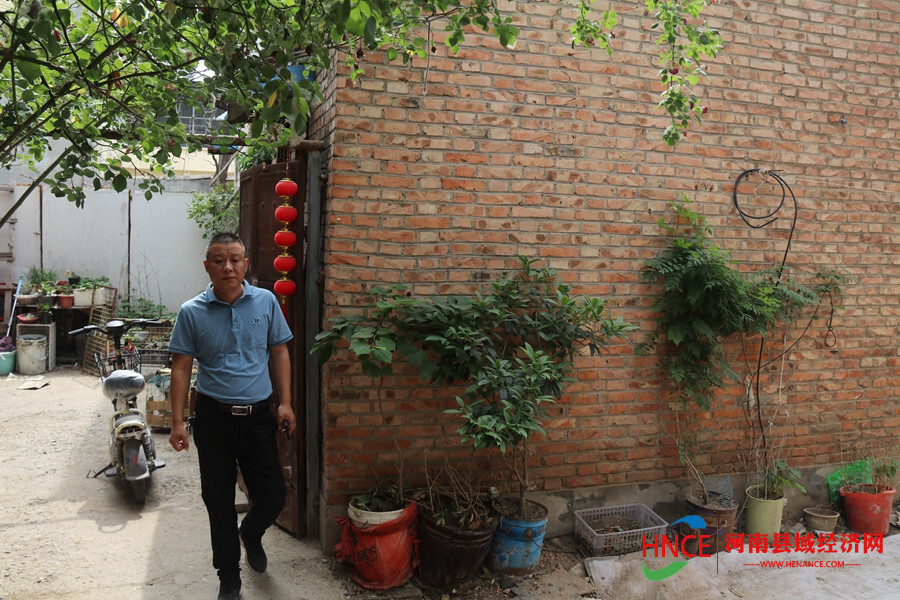 夏邑县城关镇:人大代表李来存 一心为民办实事