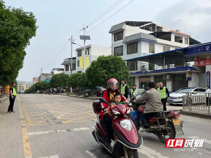 临武县南强镇精准发力靶向顽疾