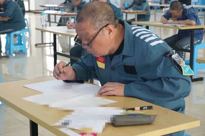 浙江省第五监狱:他用自考诠释别样"古稀青春"