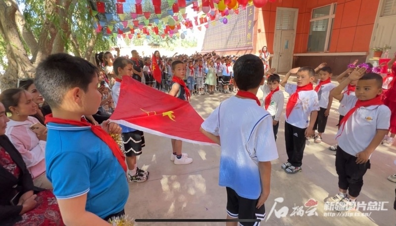 向阳花开 绽放未来 伽师县仓村小学举行庆"六一"文艺汇演