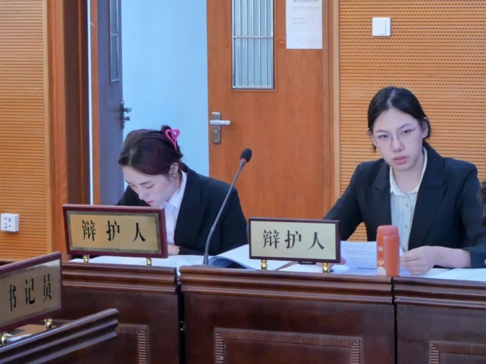 京都动态 | 徐莹律师受邀点评第十一届法大"京都杯"模拟法庭决赛