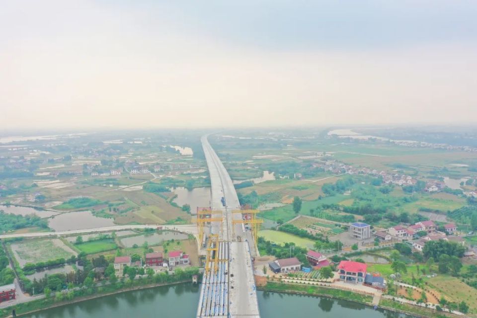益常高速经过汉寿县城图片