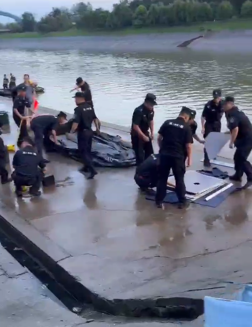 泳衣排行榜_凤凰资讯_资讯_凤凰网(2)