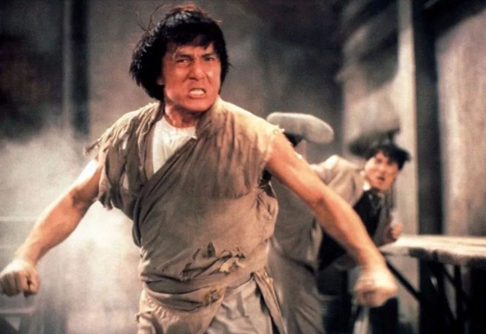 成龙10次金像奖最佳动作指导奖,战胜了多少武术指导大师和经典电影?