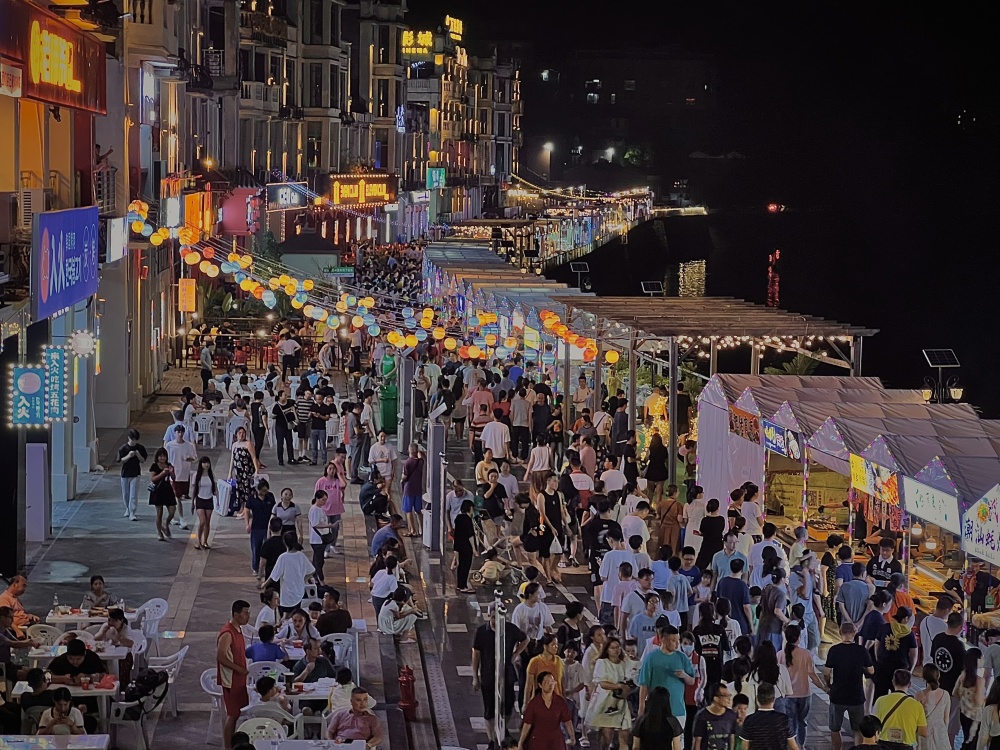 韶关百年东街夜市改造升级改造中