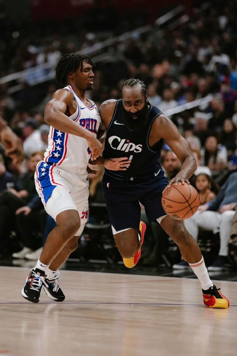 快船结束4连败伦纳德盖帽绝杀末节10分天神下凡