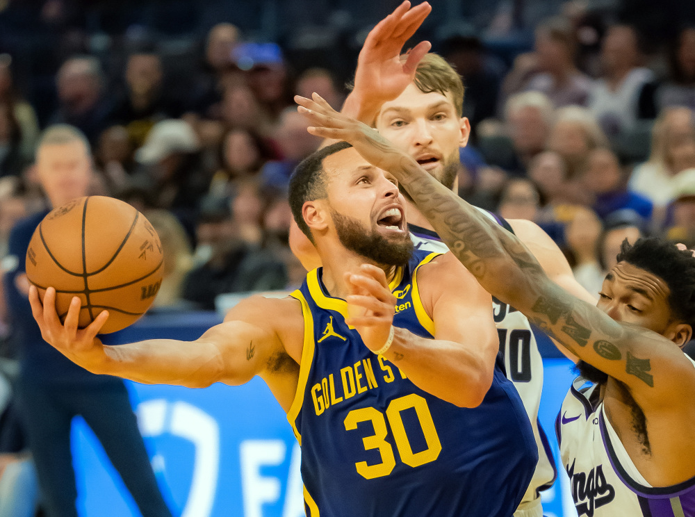 篮球nba常规赛勇士不敌国王