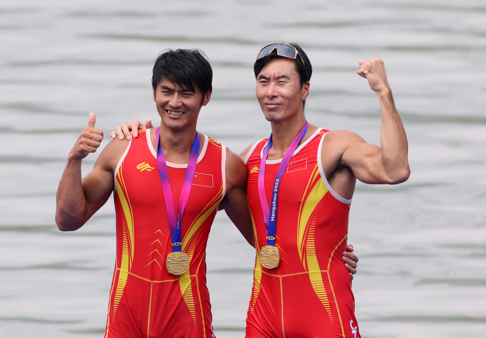 赛艇——刘治宇/张亮夺得男子双人双桨冠军(2)_腾讯新闻