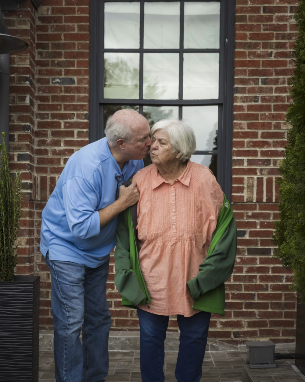 华尔街日报：我和妻子把退休计划安排得天衣无缝，然后她生病了-腾讯新闻